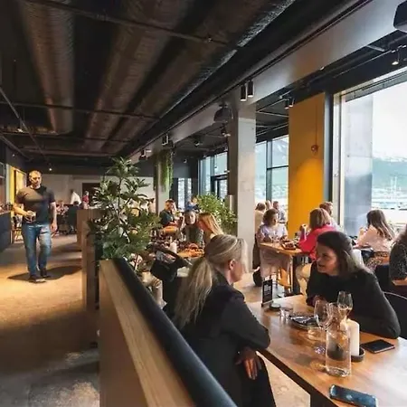 Modern Apartment In The Center Of Tromso Leilighet